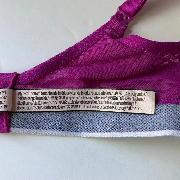 Victoria's Secret Magenta Lace Lightly Lined Wireless Bra, Size 34B - Picture 10 of 10